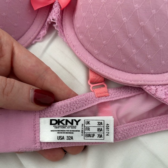 NWT DKNY Bra Size 32A - Picture 3 of 7